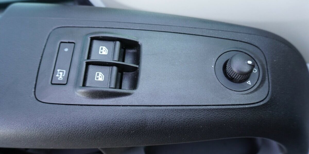 Fiat Ducato Kombi L1H1 140 / 9-Sitzer / Klima hinten 60.032 km 27.965 &euro; Münchenbernsdorf 07589