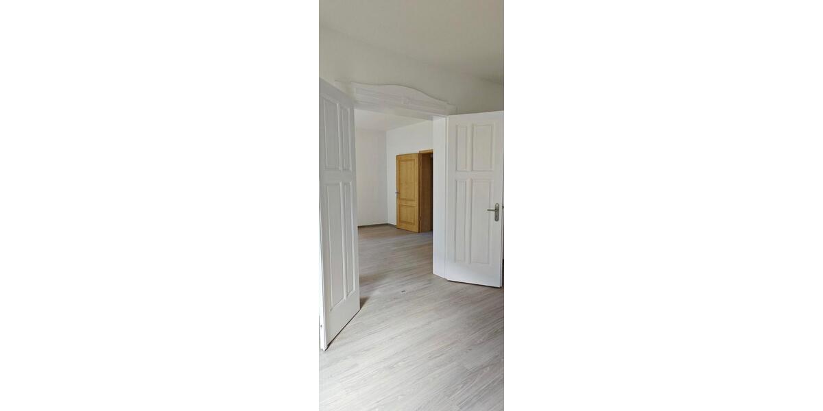 Erdgeschoßwohnung Wallhausen - 2 Zimmer, 70 m&sup2;, 350&euro; | Angebot:25993840