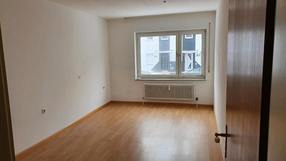 Etagenwohnung Villingen-Schwenningen Schwenningen - 4 Zimmer, 101 m&sup2;, 258.000&euro; | Angebot:26942470