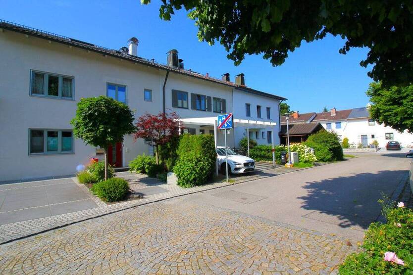 *Schönes Reihenmittelhaus in ruhiger und zentraler Lage in Bad Aibling*