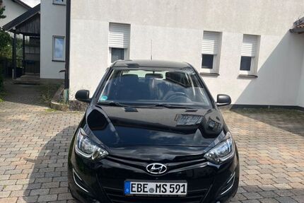 Hyundai i20 130.305 km 4.600 € Baldham 85598