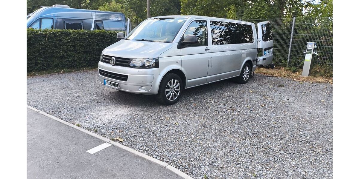 VW T5 Transporter 266.600 km 13.900 &euro; Windeck-Schladern 51570
