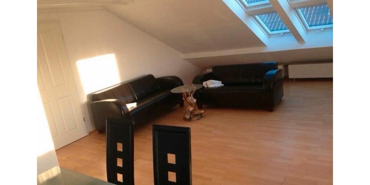 Dachgeschoßwohnung Straßkirchen - 3 Zimmer, 100 m&sup2;, 650&euro; | Angebot:26161568