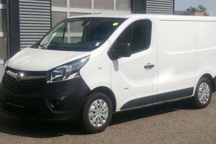 Opel Vivaro 56.000 km 19.499 € Landau 76829