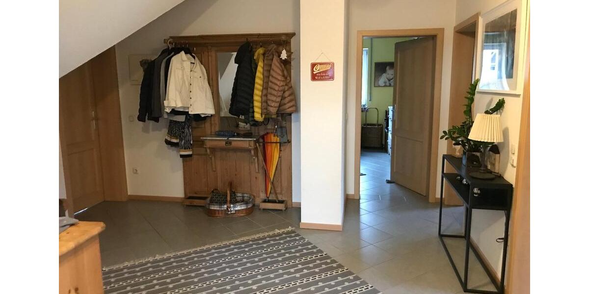 Dachgeschoßwohnung Ratekau Hobbersdorf - 3 Zimmer, 112 m&sup2;, 1.260&euro; | Angebot:25447534