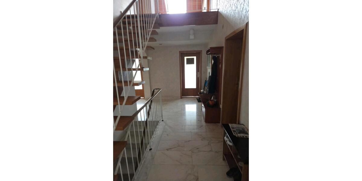 Etagenwohnung Petersberg - 1 Zimmer, 30 m&sup2;, 509&euro; | Angebot:26698322