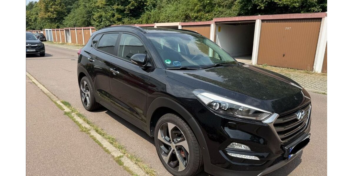 Hyundai TUCSON 127.290 km 14.500 &euro; Kabelsketal 06184