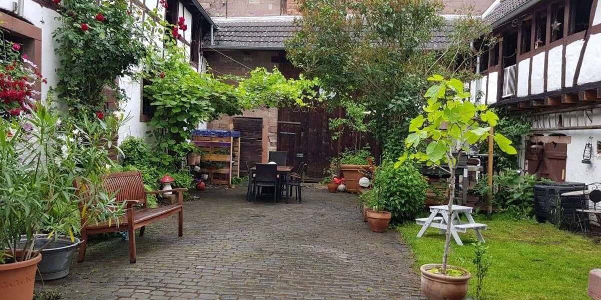 Einfamilienhaus Schöneck - Oberdorfelden Oberdorfelden - 6 Zimmer, 257 m&sup2;, 890.000&euro; | Angebot:25863741