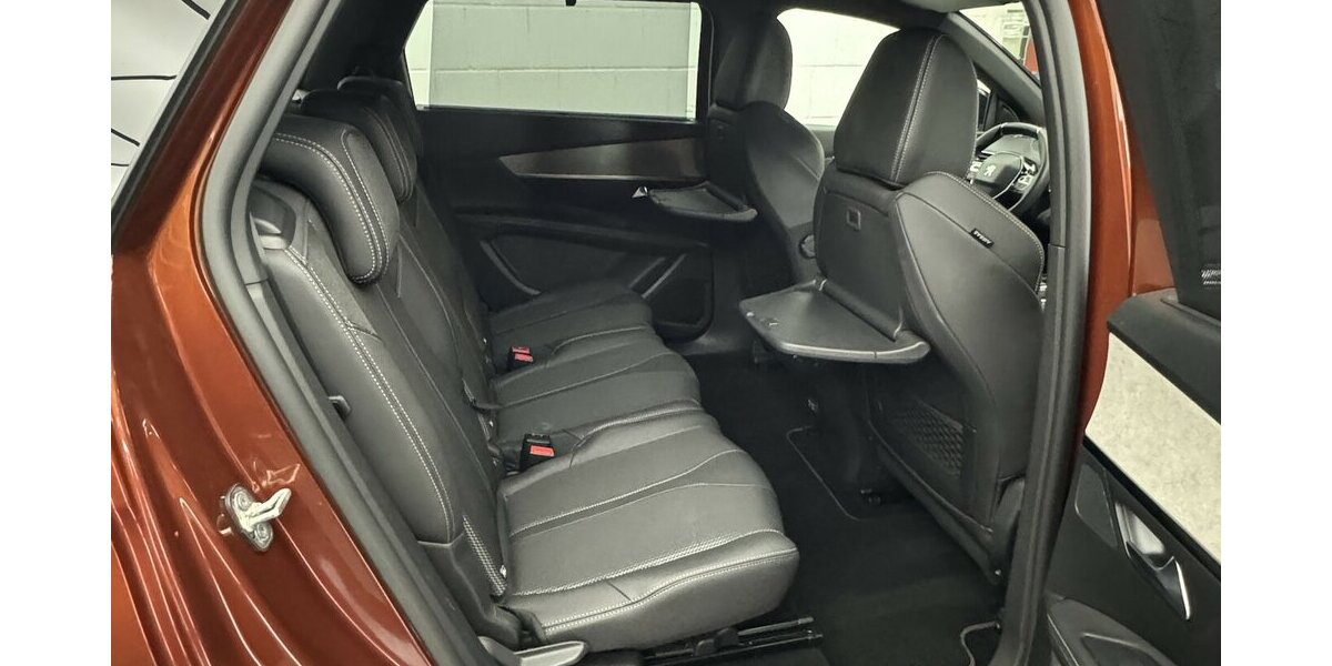 Peugeot 5008 GT 130 Puretech EAT8 1.Hand 7 Sitze 13.300 km 26.620 &euro; Lich 35423