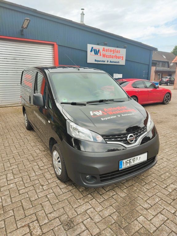 NV200