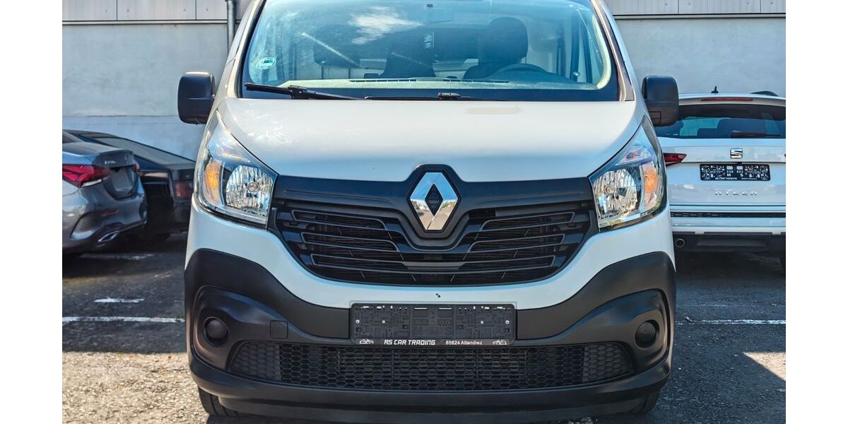 Renault Trafic 127.893 km 9.000 &euro; Diez 65582
