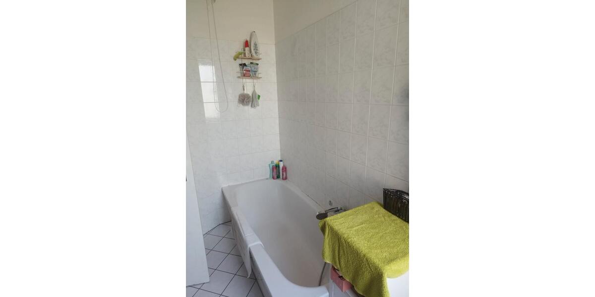 Dachgeschoßwohnung Finsterwalde - 3 Zimmer, 81 m&sup2;, 500&euro; | Angebot:26336539