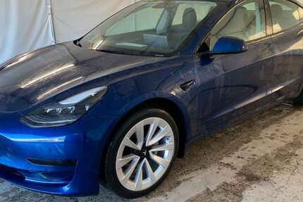 Tesla Model 3 31.530 km 27.350 &euro; Steinbach-Hallenberg OT Herges-Hallenberg 98587