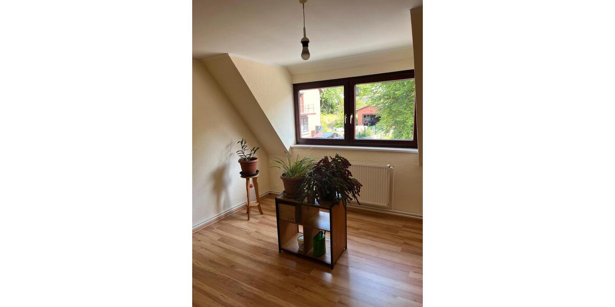 Doppelhaushälfte Hameln Kernstadt - 6 Zimmer, 104 m&sup2;, 199.000&euro; | Angebot:27162766
