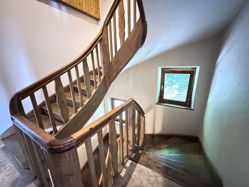 Haus zum Kaufen in Pöcking 1.350.000 € 200 m²