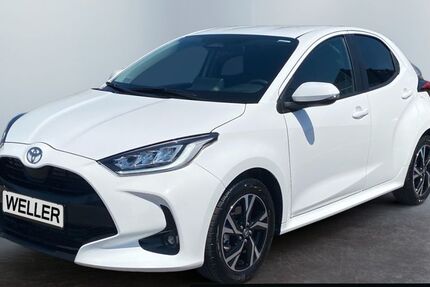 Toyota Yaris 3.206 km 23.990 &euro; Leipzig 04178