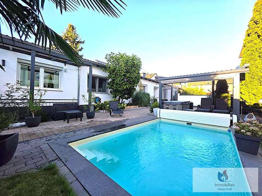 Haus zum Kaufen in Mühlheim am Main 1.300.000 € 252.88 m² 6 zimmer