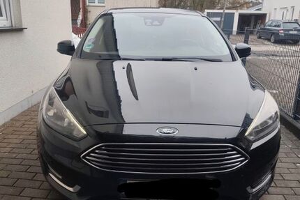 Ford Focus 135.003 km 6.999 &euro; Löhne 32584