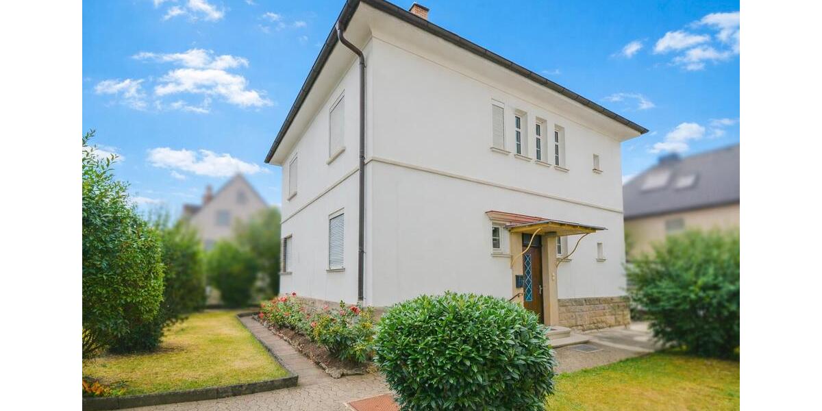 Villa Kronach - 5 Zimmer, 120 m&sup2;, 1.080&euro; | Angebot:22038443