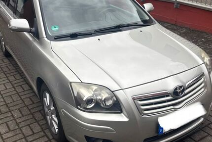 Toyota Avensis 207.000 km 3.900 &euro; Darstein 76848