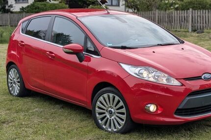 Ford Fiesta 178.400 km 2.990 &euro; Gladenbach 35075