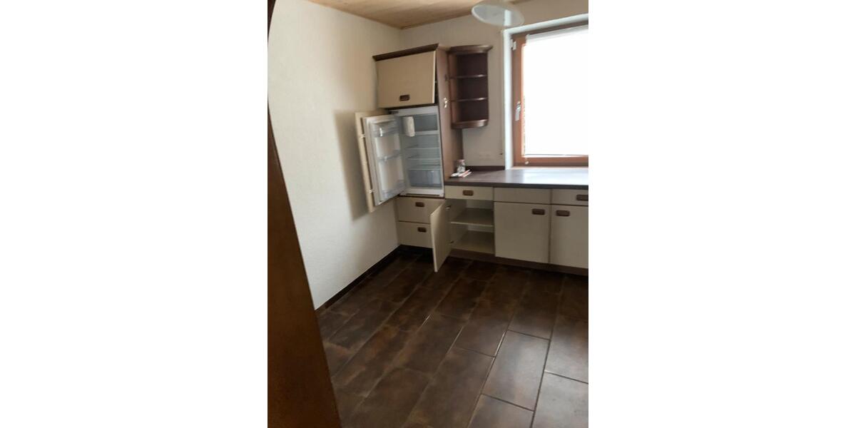 Erdgeschoßwohnung Luhe-Wildenau Wildenau - 4 Zimmer, 90 m&sup2;, 650&euro; | Angebot:26136132