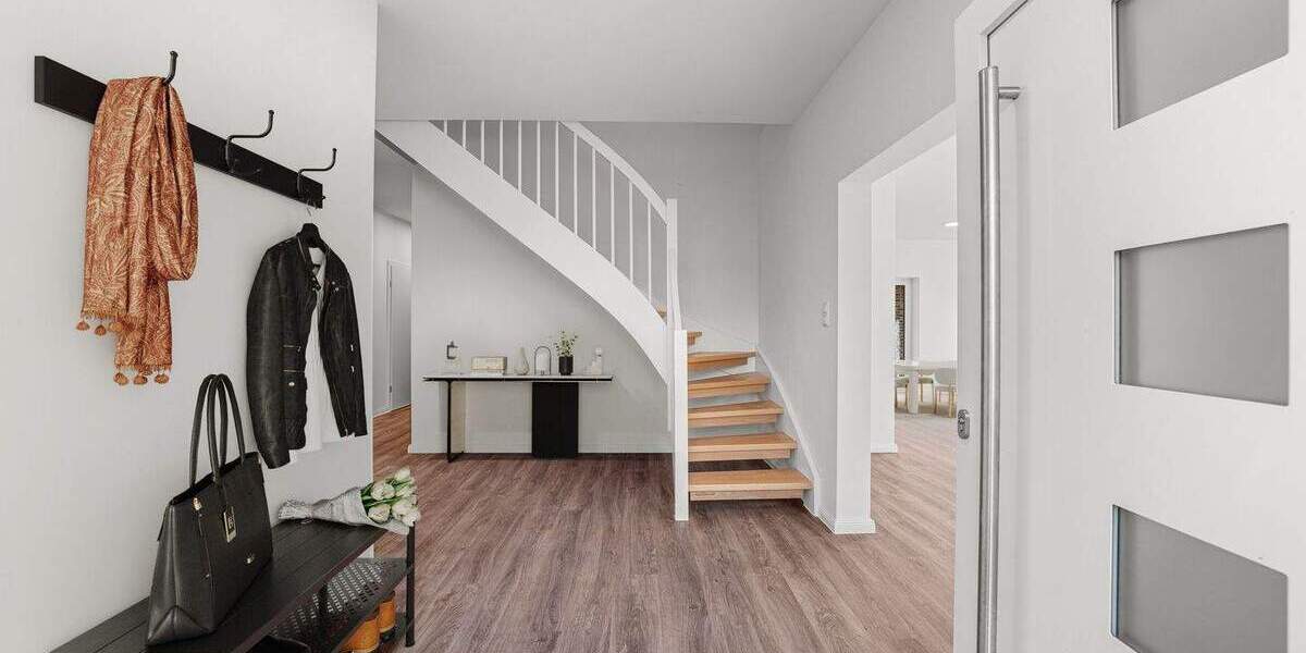 Einfamilienhaus Hohenwestedt - 7 Zimmer, 211 m&sup2;, 599.000&euro; | Angebot:25424846