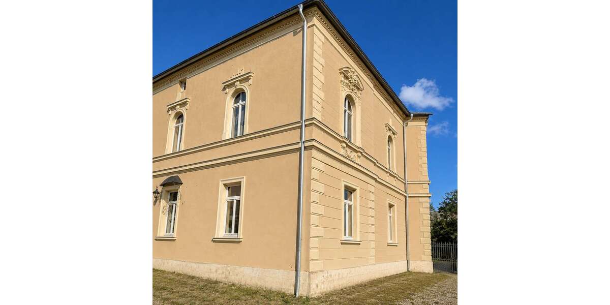 Etagenwohnung Naumburg(Saale) - 4 Zimmer, 112 m&sup2;, 398.000&euro; | Angebot:27080459