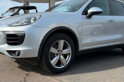 Porsche Cayenne 266.500 km 29.990 &euro; Sontra 36205