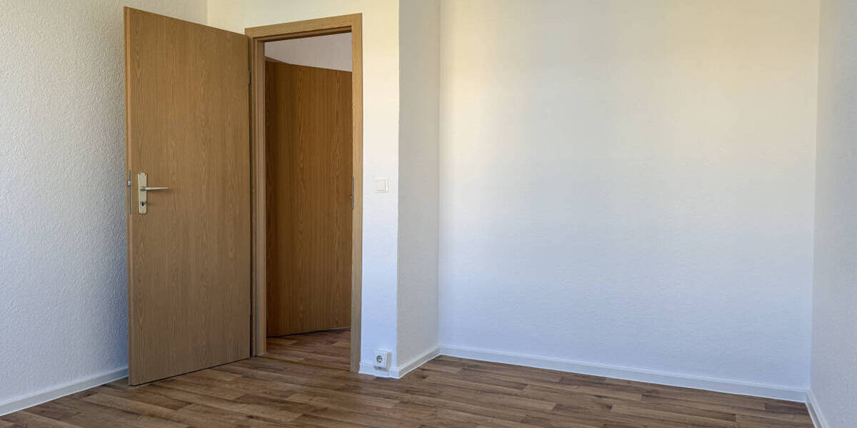 Etagenwohnung Bad Dürrenberg - 3 Zimmer, 60 m&sup2;, 382&euro; | Angebot:26450229