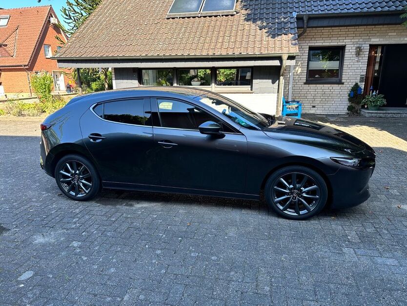 Mazda 3 62.000 km 17.200 € Ibbenbüren 49479