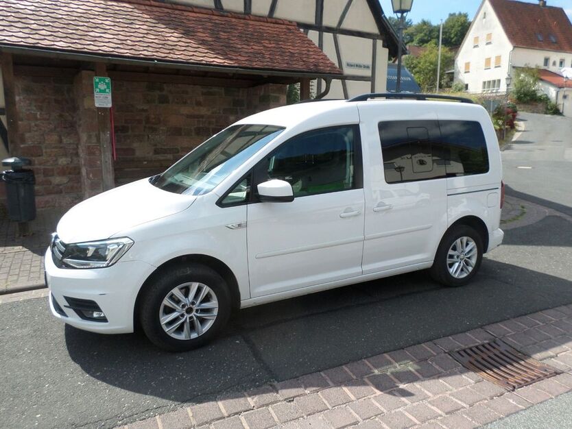 VW Caddy 181.000 km 13.990 € Rengersbrunn 97778