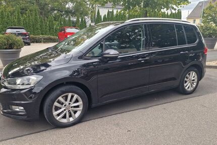 VW Touran 206.000 km 11.900 &euro; Weilerswist 53919