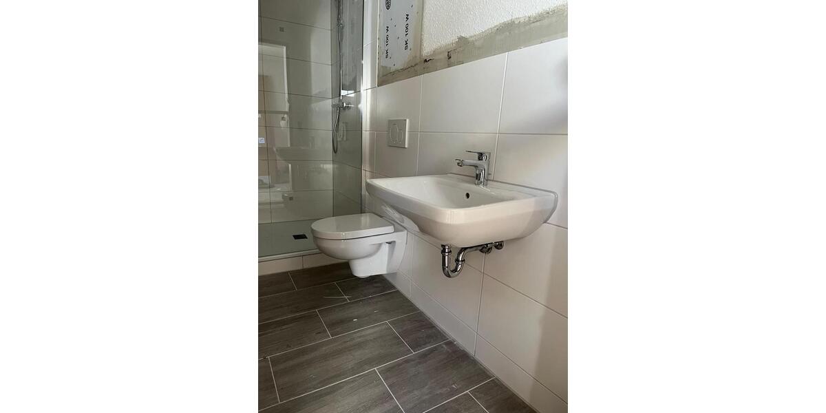 Dachgeschoßwohnung Langenhorn - 3 Zimmer, 100 m&sup2;, 780&euro; | Angebot:25405780