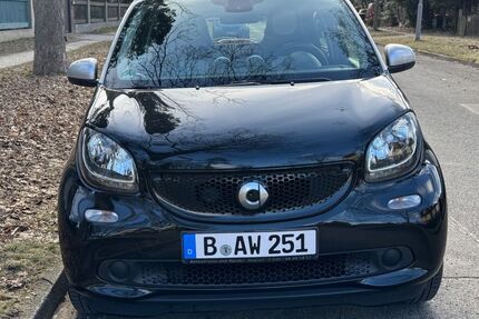 Smart ForFour 73.631 km 5.700 &euro; Berlin 14165