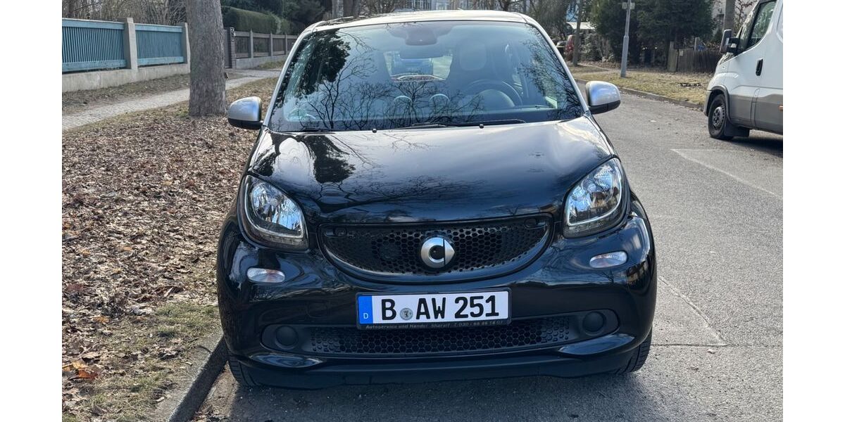 Smart ForFour 73.631 km 5.700 &euro; Berlin 14165
