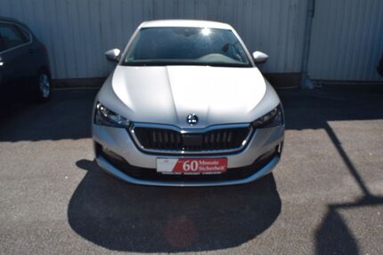 Skoda Scala 32.000 km 17.990 € Grattersdorf 94541