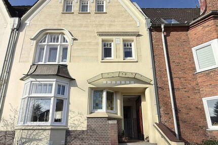 Haus Neumünster Innenstadt - 5 Zimmer, 180 m&sup2;, 459.000&euro; | Angebot:26331147