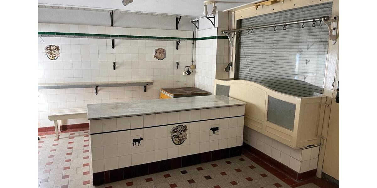Einfamilienhaus Farnstädt - 4 Zimmer, 230 m&sup2;, 69.000&euro; | Angebot:19369955