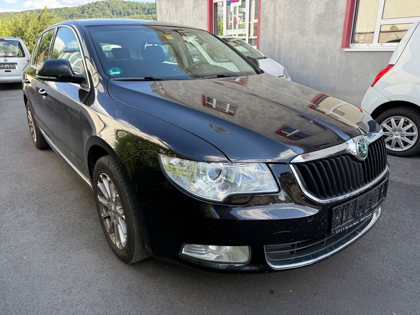 Skoda Superb 223.800 km 4.400 € Dörfles-Esbach 96487