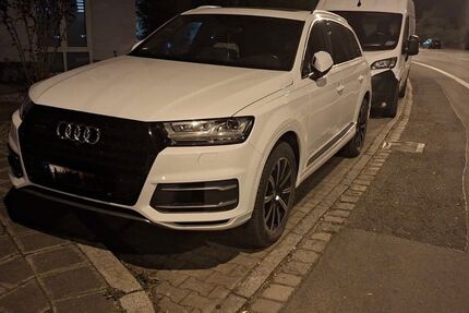 Audi Q7 106.900 km 28.500 &euro; Nürnberg 90411