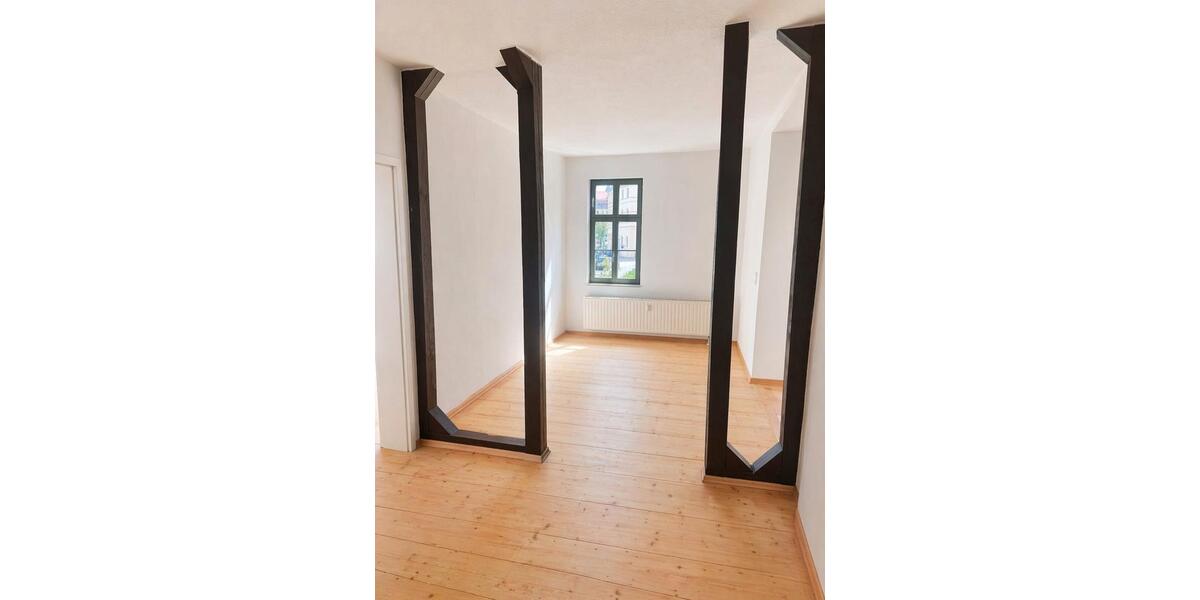 Etagenwohnung Weimar - 5 Zimmer, 186 m&sup2;, 1.950&euro; | Angebot:26394964