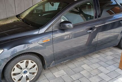 Ford Mondeo 258.070 km 1.700 &euro; Finnentrop 57413