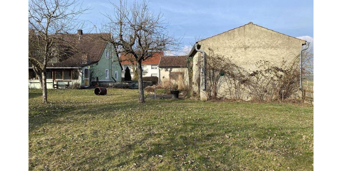Bauernhaus, Landhaus Aurach Hilsbach - 5 Zimmer, 120 m&sup2;, 300.000&euro; | Angebot:26730954