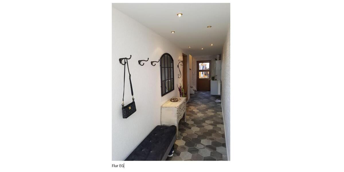Etagenwohnung Borna - 3.5 Zimmer, 105 m&sup2;, 220.000&euro; | Angebot:25920833