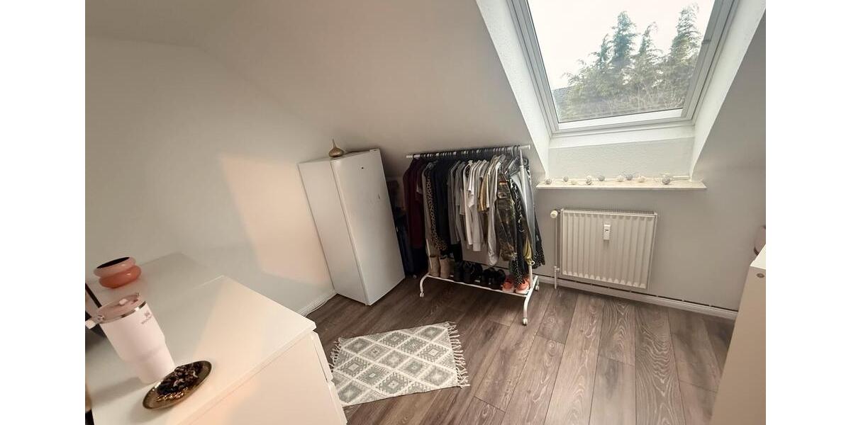 Etagenwohnung Eutin - 2.5 Zimmer, 80 m&sup2;, 1.200&euro; | Angebot:26215624