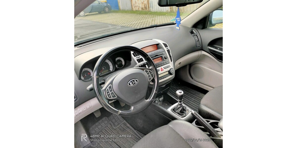 Kia Ceed 192.000 km 1.750 &euro; Schwandorf 92421