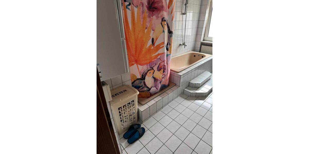 Etagenwohnung Ludwigshafen am Rhein Ludwigshafen-Hemshof - 4 Zimmer, 96 m&sup2;, 1.650&euro; | Angebot:25934719