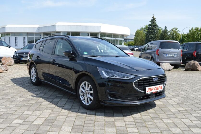 Ford Focus 77.000 km 14.990 € Döbeln 04720