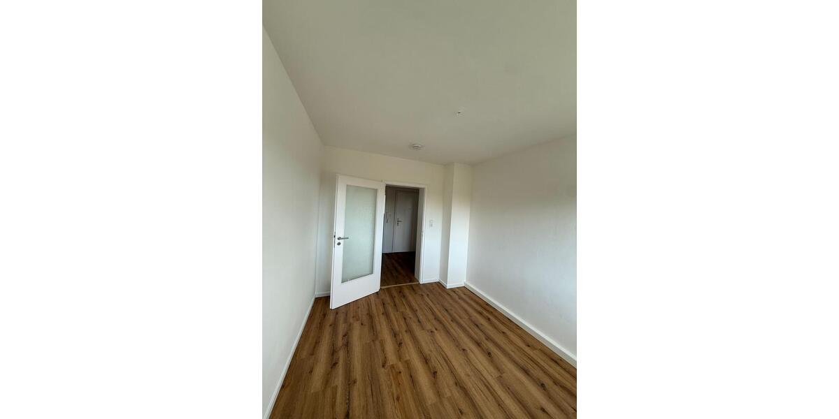 Etagenwohnung Amberg - 3 Zimmer, 66 m&sup2;, 685&euro; | Angebot:25887617